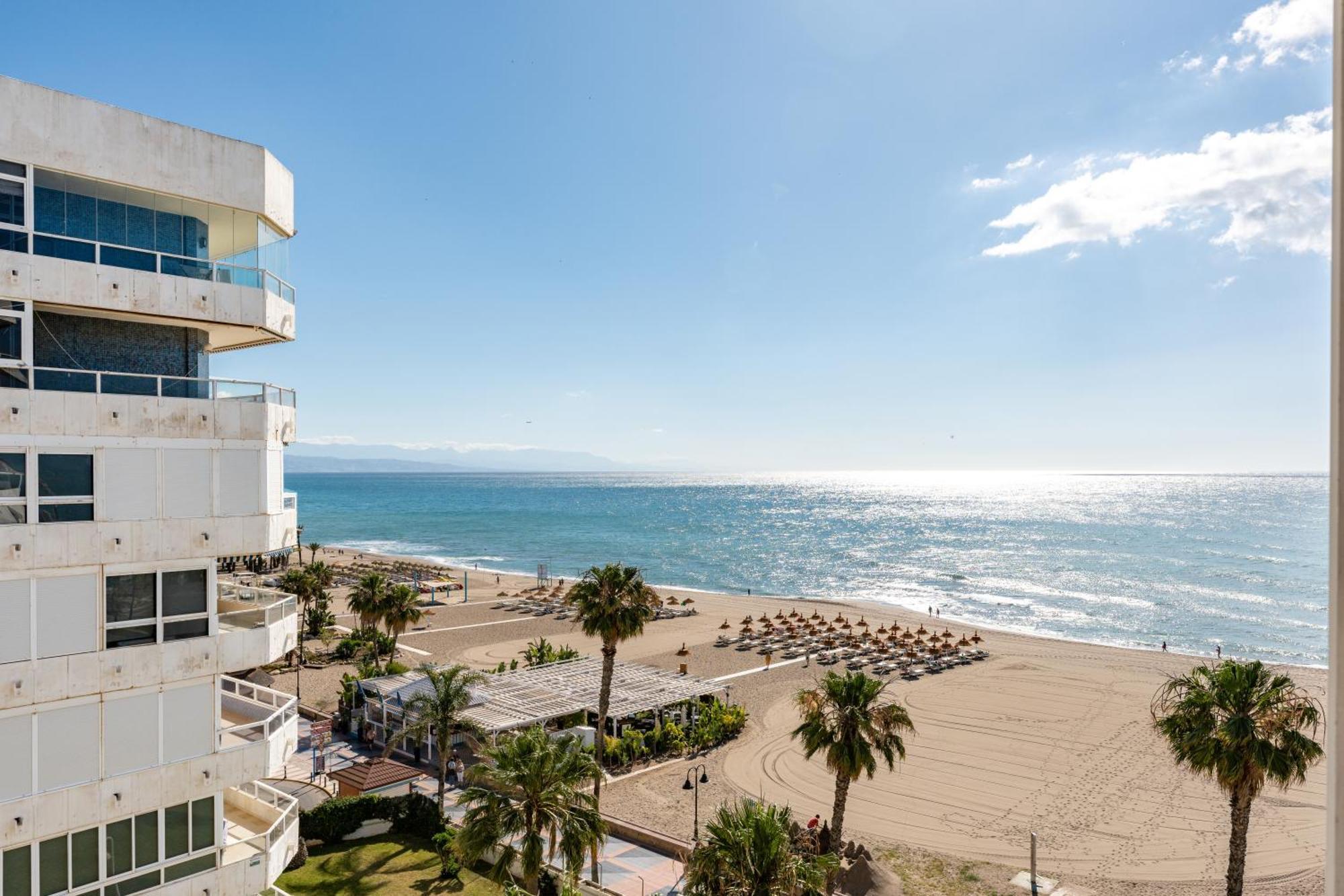 Tropico Carihuela View & Parking Torremolinos Exterior foto